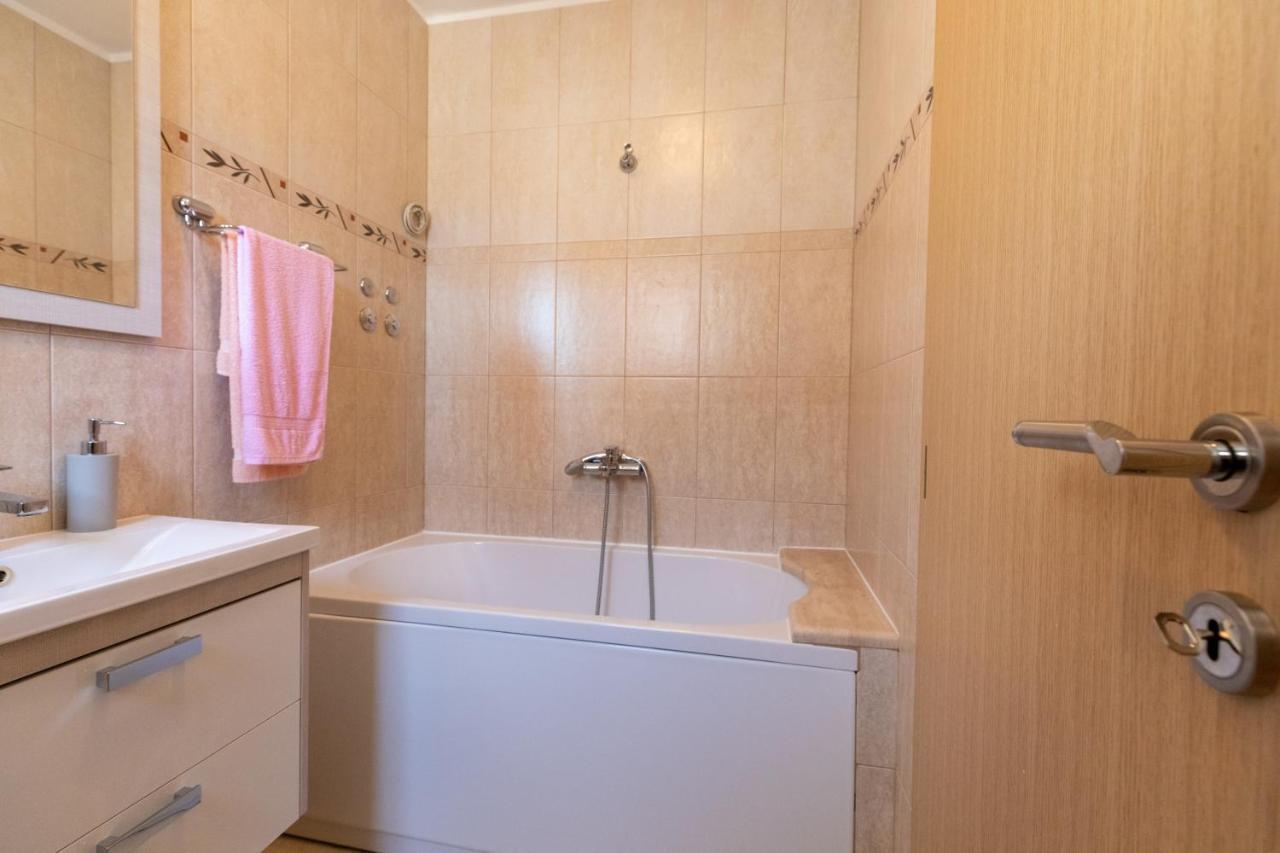 Holiday Home Lydia Slatine Zewnętrze zdjęcie